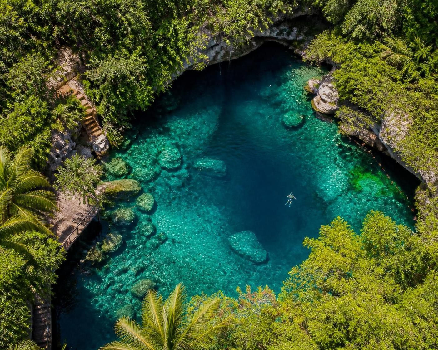 explora los mejores cenotes de la riviera maya en 2026. descubre el top 10 imprescindible para una experiencia única en naturaleza y aventura.