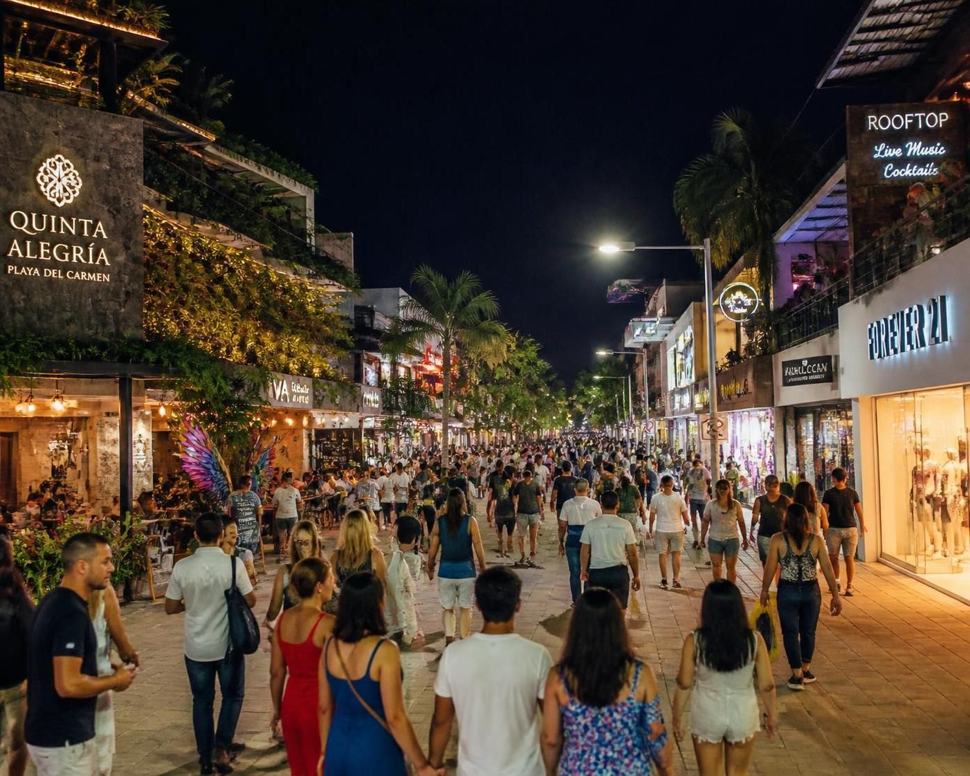 descubre las diferencias entre playa del carmen y cancún para elegir dónde alojarte. encuentra la mejor base para hacer tours y aprovechar al máximo tu viaje a la riviera maya.